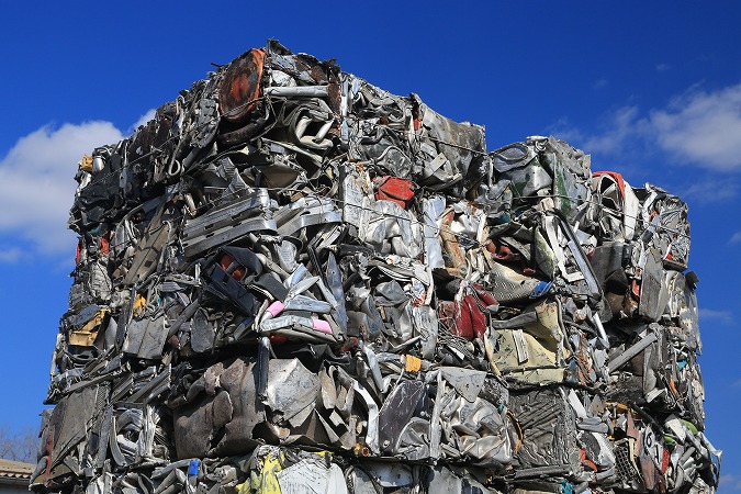 知っておこう！解体工事で発生する産業廃棄物のリサイクル